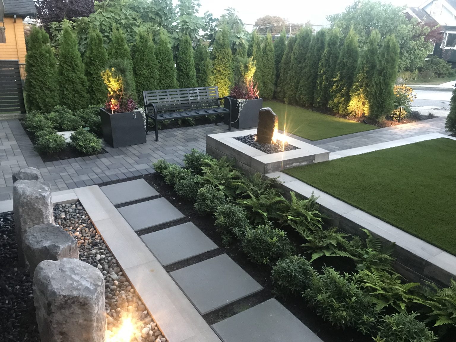 What are the Differences Between Slabs and Pavers? Para Space