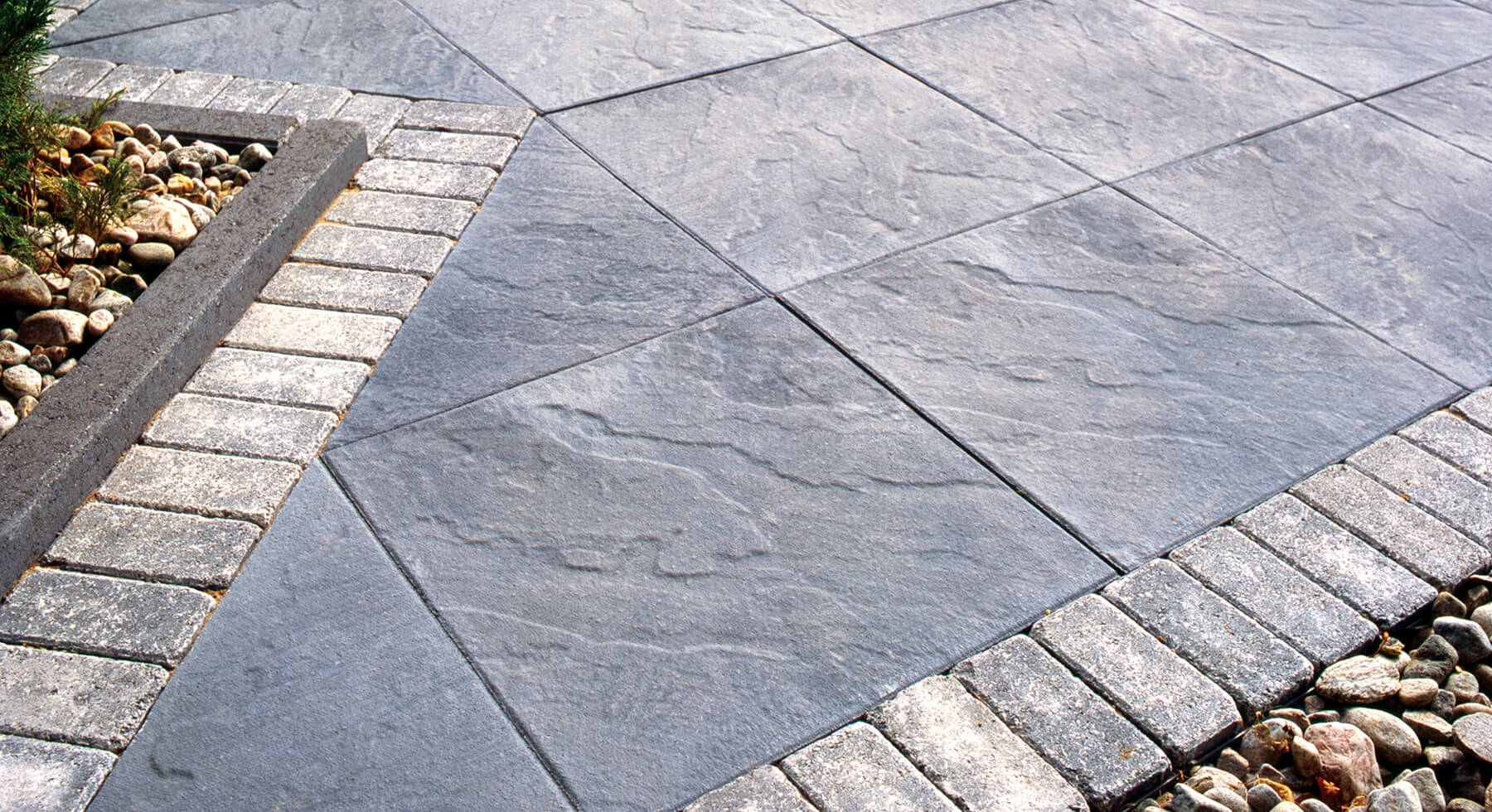 What are the Differences Between Slabs and Pavers? Para Space